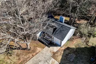 17 Rivercrest Dr, Riverdale, GA 30274 - Photo 3