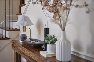 7770 Harbison Hollow Ln, Suwanee, GA 30024 - Photo 7