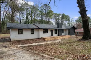 1971 Honeysuckle Ln, Atlanta, GA 30311 - Photo 3