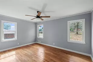 1971 Honeysuckle Ln, Atlanta, GA 30311 - Photo 17