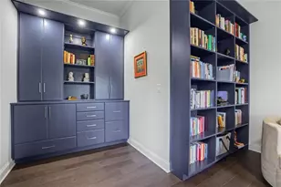 6630 Thicket Aly, Alpharetta, GA 30005 - Photo 11