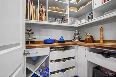 6630 Thicket Aly, Alpharetta, GA 30005 - Photo 25