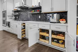 6630 Thicket Aly, Alpharetta, GA 30005 - Photo 23