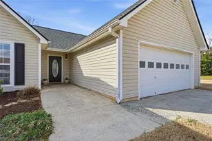 916 Elijah Way, Bethlehem, GA 30620 - Photo 3