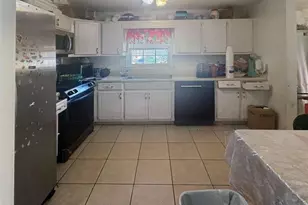 660 Browning Ln, Conyers, GA 30013 - Photo 5