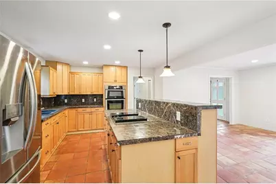 100 Westwood Drive NW, Marietta, GA 30064 - Photo 17