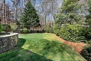 2380 Kimbrough Ct, Sandy Springs, GA 30350 - Photo 45