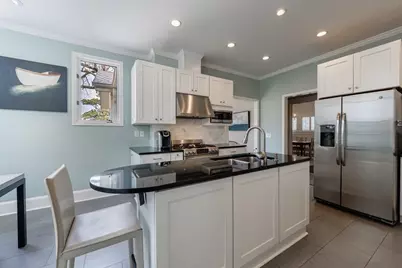 241 Lakeview Avenue NE, Atlanta, GA 30305 - Photo 13