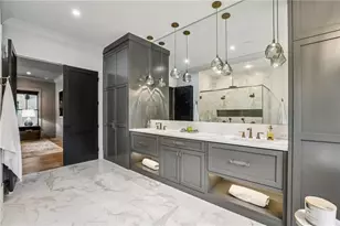 6055 Riverside Dr, Atlanta, GA 30328 - Photo 29