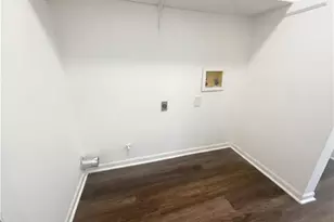 673 Utoy Cir SW, Atlanta, GA 30331 - Photo 11