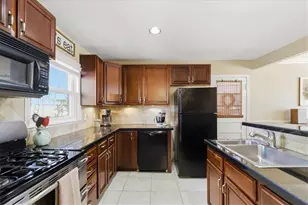 2349 Engineers Dr SE, Marietta, GA 30067 - Photo 7