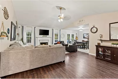 4340 Oak Creek Drive, Gainesville, GA 30506 - Photo 11