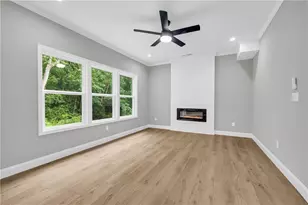 155 Carey St, Franklin Springs, GA 30662 - Photo 11