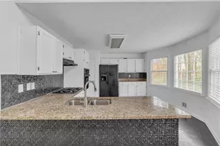 815 Alta Ct, Lithonia, GA 30058 - Photo 27