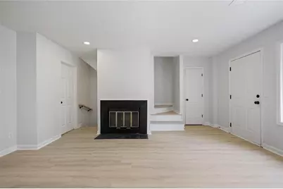 224 Chads Ford Way, Roswell, GA 30076 - Photo 5