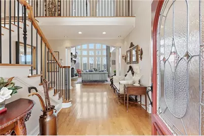 2819 NE Point Ovlk, Gainesville, GA 30501 - Photo 9