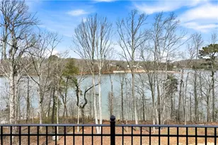2819 Point Overlook, Gainesville, GA 30501 - Photo 19