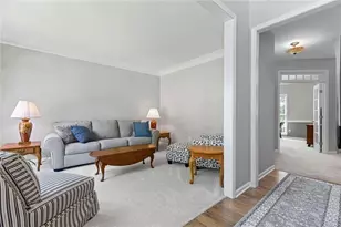 7047 Bennington Ln, Cumming, GA 30041 - Photo 5