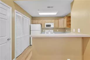 1343 Orchard Park Dr, Stone Mountain, GA 30083 - Photo 15