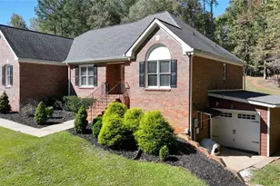 482 Buck Trail, Hoschton, GA 30548 - Photo 5