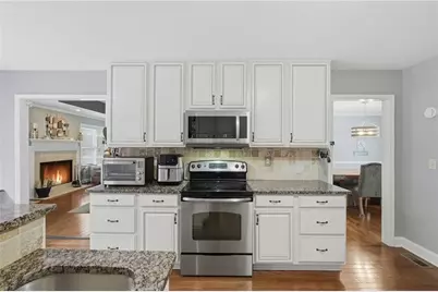 482 Buck Trail, Hoschton, GA 30548 - Photo 15