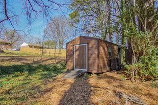 1623 Mallard Cir, Conley, GA 30288 - Photo 19