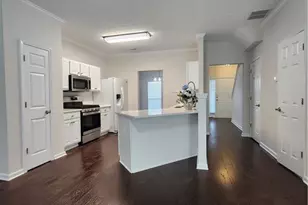 902 Tree Creek Blvd, Lawrenceville, GA 30043 - Photo 13