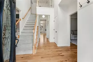 372 Wellington Point Dr, Lawrenceville, GA 30043 - Photo 5