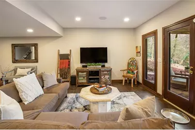 50 Glen Oaks Drive NW, Sandy Springs, GA 30327 - Photo 51