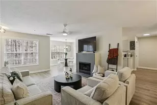 322 Streamside Dr, Roswell, GA 30076 - Photo 1