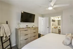 322 Streamside Dr, Roswell, GA 30076 - Photo 11