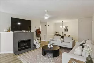 322 Streamside Dr, Roswell, GA 30076 - Photo 3