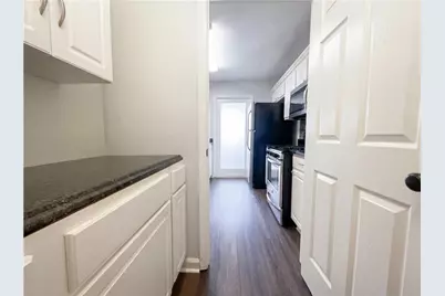 9540 Eagles Landing Drive, Gainesville, GA 30506 - Photo 11