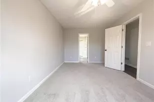 9540 Eagles Landing Dr, Gainesville, GA 30506 - Photo 15