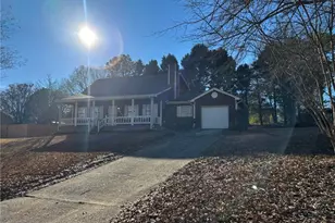 3709 Charlotte Dr, Rex, GA 30273 - Photo 3