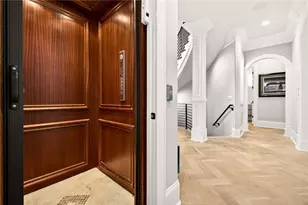 2015 Shaudi Ln, Atlanta, GA 30345 - Photo 5