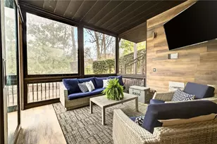 2015 Shaudi Ln, Atlanta, GA 30345 - Photo 15