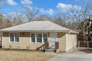 326 Camfield Ct SW, Atlanta, GA 30310 - Photo 1