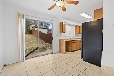 2560 Picardy Circle N, College Park, GA 30349 - Photo 15