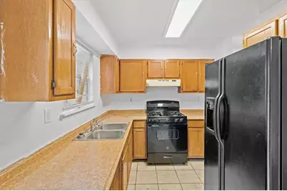 2560 Picardy Circle N, College Park, GA 30349 - Photo 17