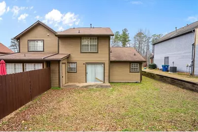 2560 Picardy Circle N, College Park, GA 30349 - Photo 11