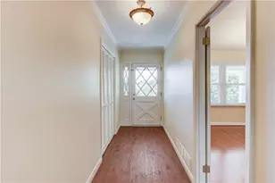 3410 Maynard Cir, Gainesville, GA 30506 - Photo 11