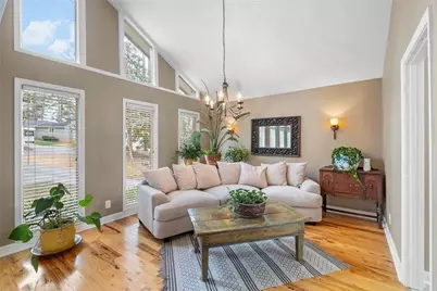 35 Green Chase Court, Roswell, GA 30075 - Photo 9