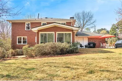 2652 Fontainebleau Drive, Dunwoody, GA 30360 - Photo 43