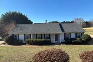 5968 River Rd, Flowery Branch, GA 30542 - Photo 1