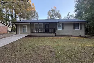 657 Utoy Ct, Jonesboro, GA 30238 - Photo 1