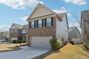 2002 Bridgewater Pass, Hampton, GA 30228 - Photo 3