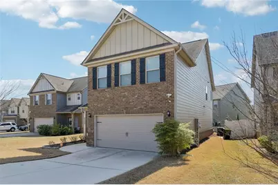 2002 Bridgewater Pass, Hampton, GA 30228 - Photo 3