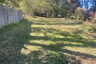 156 Plantation Trce, Woodstock, GA 30188 - Photo 3