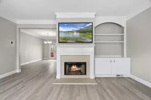 5990 Eagle Tiff Ln, Sugar Hill, GA 30518 - Photo 3